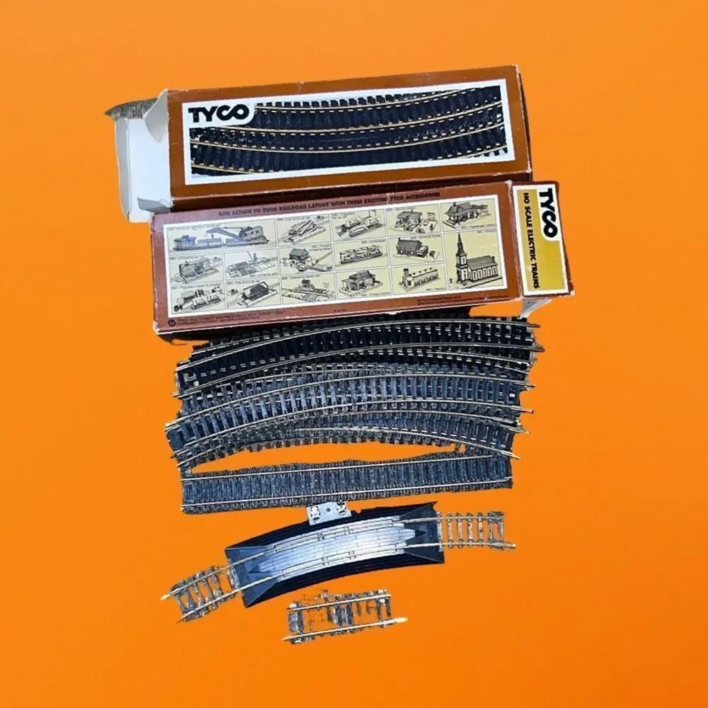 2 Vintage Tyco 1975 HO Gauge Track 91-0-189 Set With Original Box's